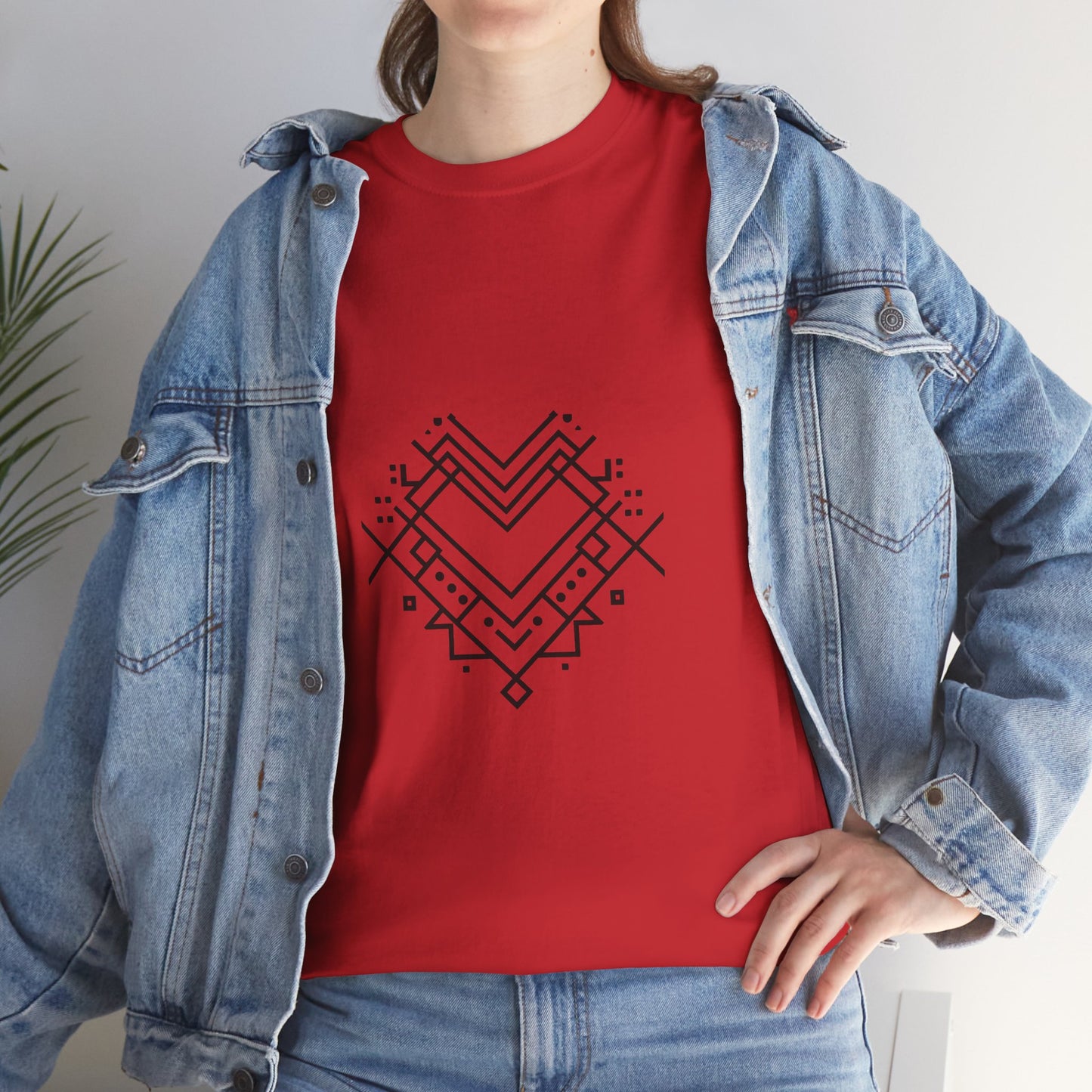 Minimal Line Art Heart Graphic T-Shirt