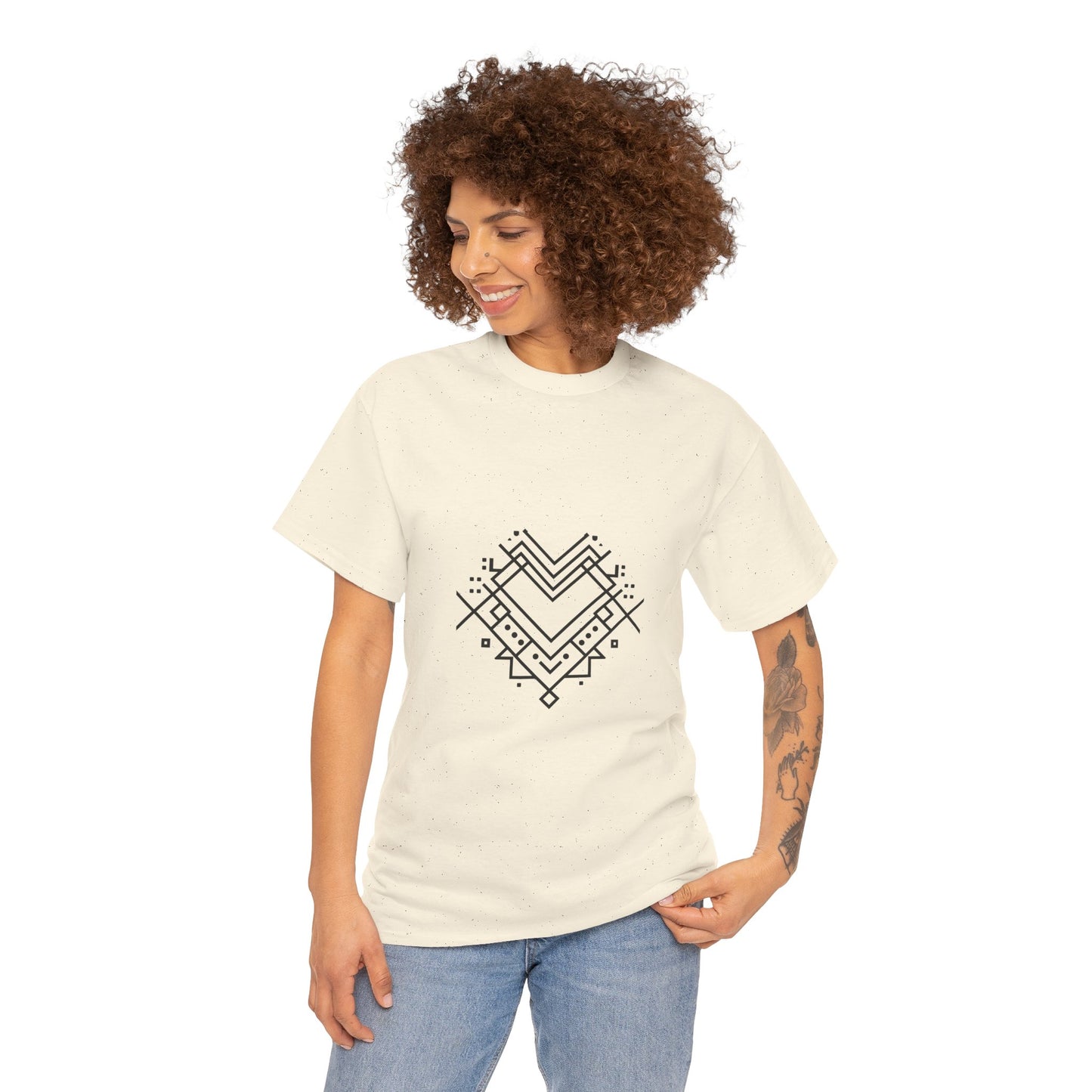 Minimal Line Art Heart Graphic T-Shirt
